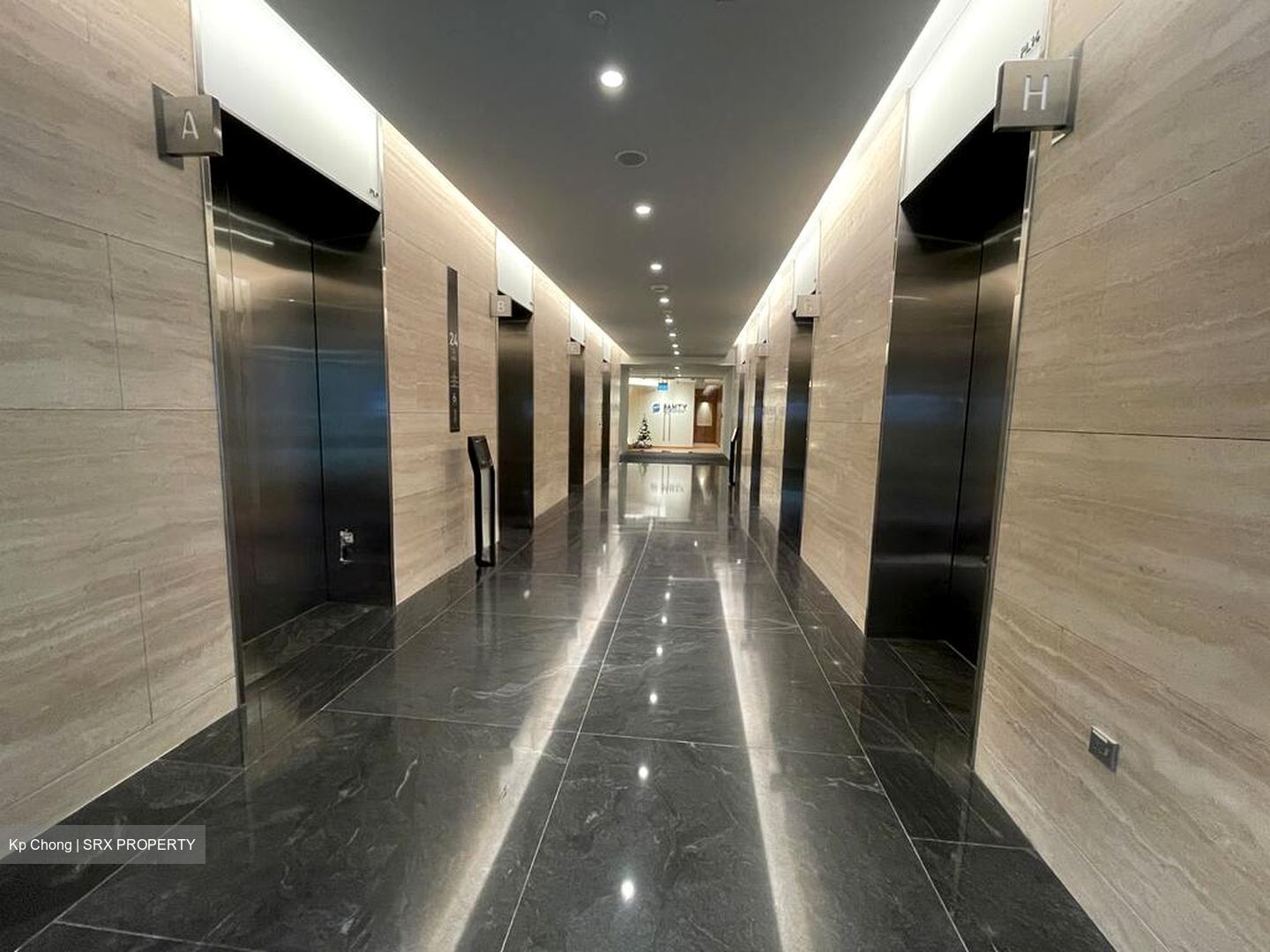 Central Boulevard (D1), Office #521872891